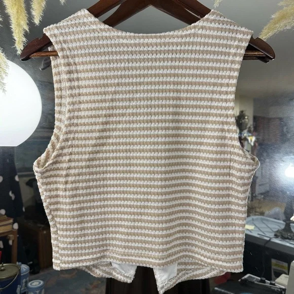 Oyoangle Tan and White Stripe Knit V Neck Button Down Women’s Cropped Vest - Picture 4 of 4